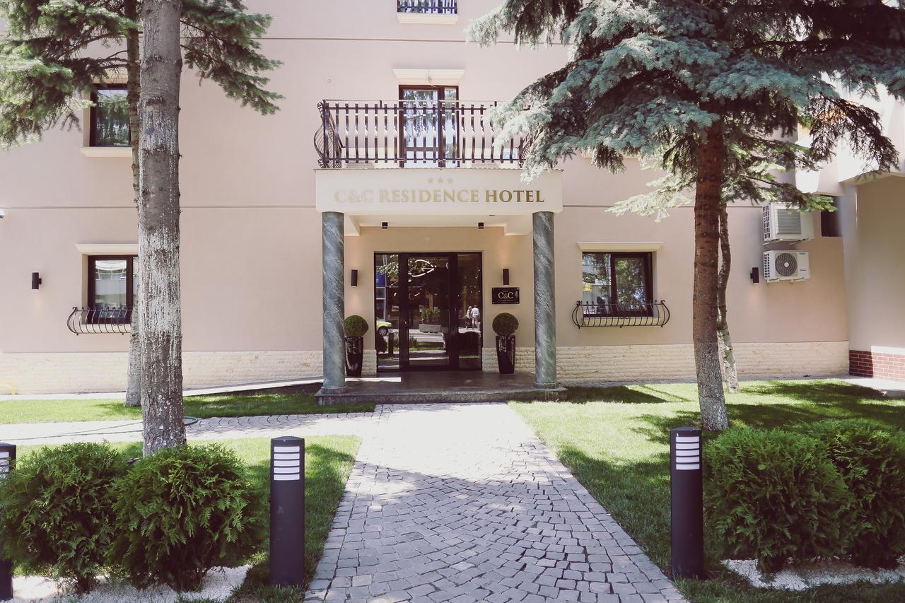 C&C Residence Hotel Bacău Екстериор снимка